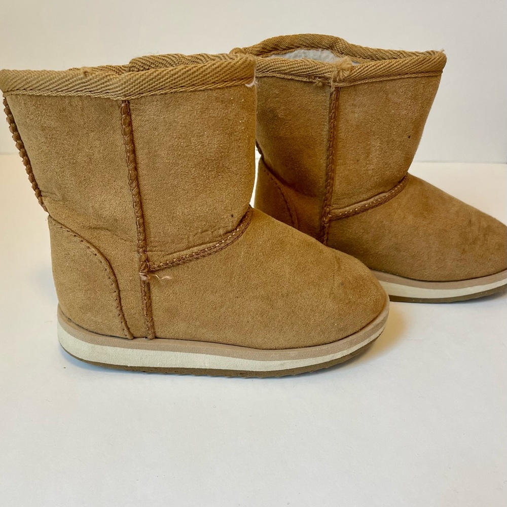 Suede Boots -Size 7 toddler